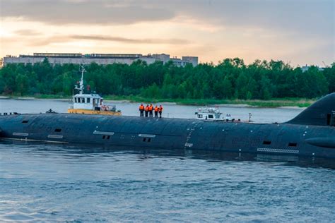 Аварийные капсулы, обломки кораблей и другие подводные локации