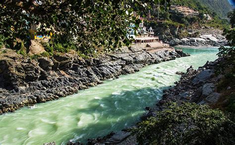 Длина величественной реки Инд и огромная территория ее водосборного бассейна