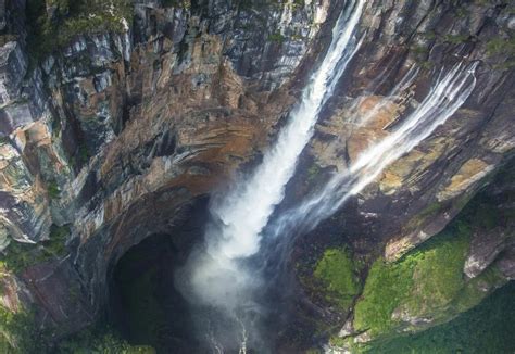 Завораживающая прелесть Анхельского водопада