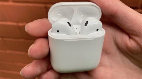 Как обнаружить световую индикацию второго поколения AirPods: советы и заметки