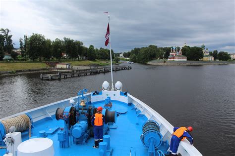 Ловля осетра в Волге: от Нижнего Новгорода до Каспийского моря