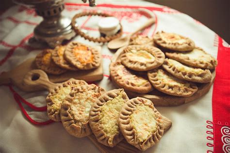 Медовик, сибиряк и другие сладости карельской кухни, которые стоит попробовать