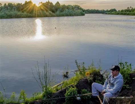 Места для рыбалки с оборудованными беседками и услугой проката лодок