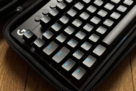 Настройка подсветки клавиатуры Logitech G Pro на компьютере с Windows