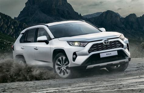 Начало продаж RAV4, произведенных в России