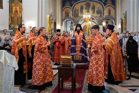 Особенности культурно-просветительской программы в духовном центре исторического монастыря