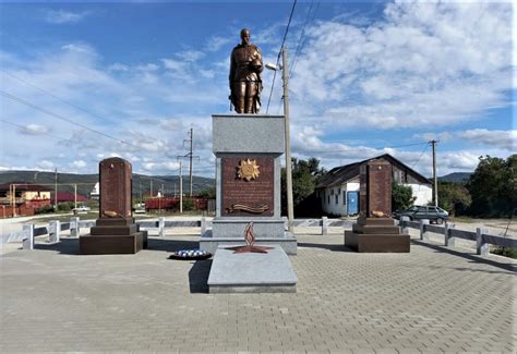 О памятниках, вечно запечатленных на киноэкране