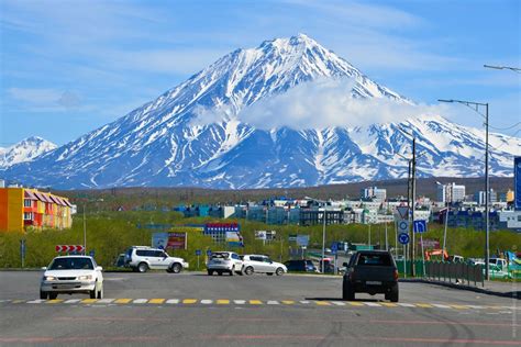 Петропавловск-Камчатский: удивительные виды и незабываемые приключения на Камчатке