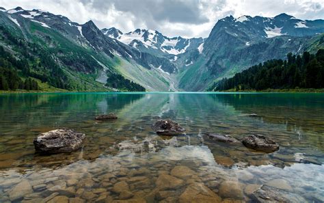 Подлинные природные уголки и изумительные озера