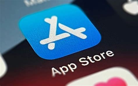 Поиск и установка приложения в App Store