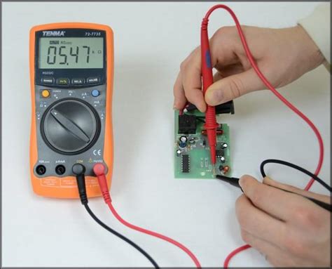 Проверка полярности с помощью мультиметра