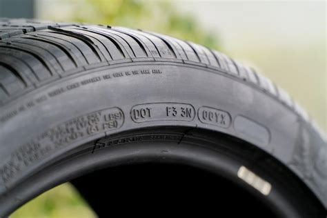 Расшифровка DOT кода на шинах Michelin: узнайте информацию о производстве и дате изготовления