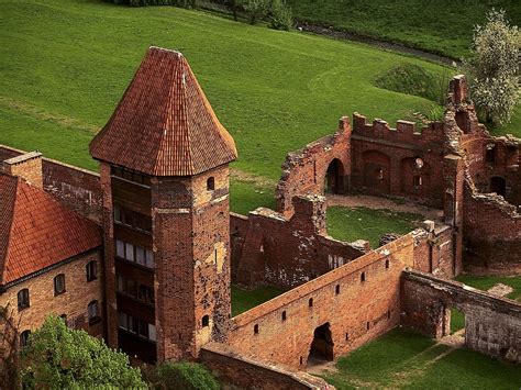 Рязанская крепость – историческое место для ночевок с духом прошлого