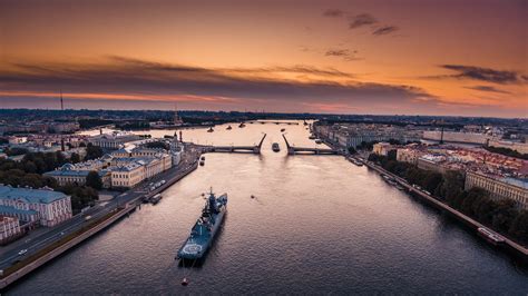 Санкт-Петербург: потрясающий город на берегах реки Невы