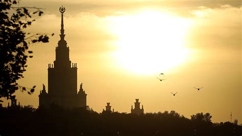 Таинственные легенды и сказания, окружающие загадочные воды Бездонного озера