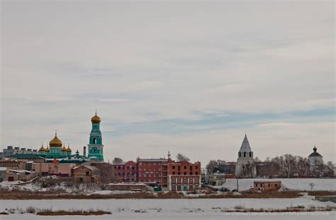 Узнайте об историческом значении старинного проспекта и его вкладе в развитие столицы