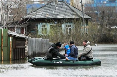 Что предпринять при случайном разрушении водопроводной системы и затоплении в прилегающей квартире