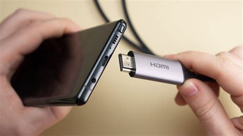  Варианты соединения: HDMI или USB 