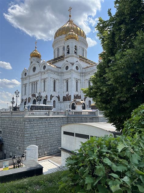  История освящения первого Христианского храма Крестом Спасителя
